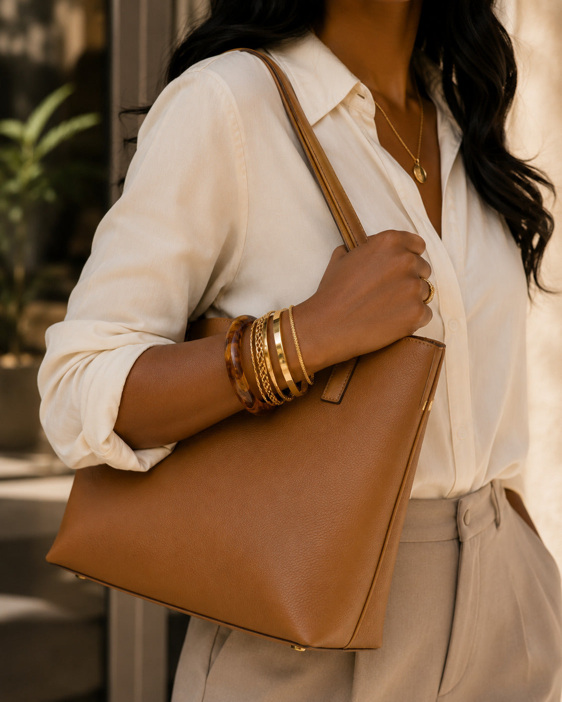 Golden Amber Bracelet Set – 5-Piece Layered Bangle Set