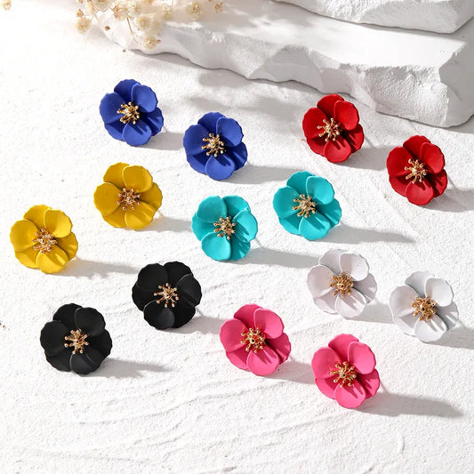 flower stud earrings