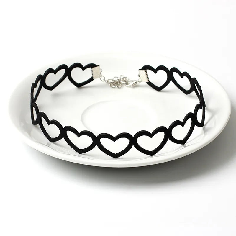 Velvet Heart Choker