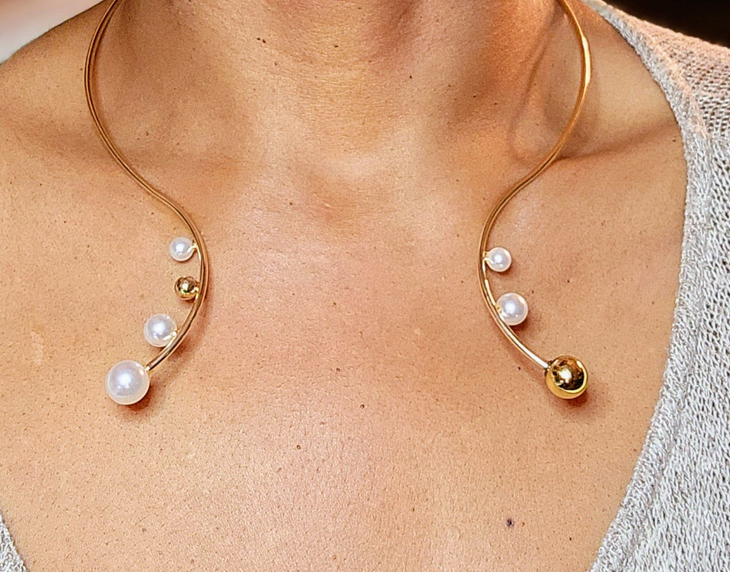 Golden Pearl Open Choker