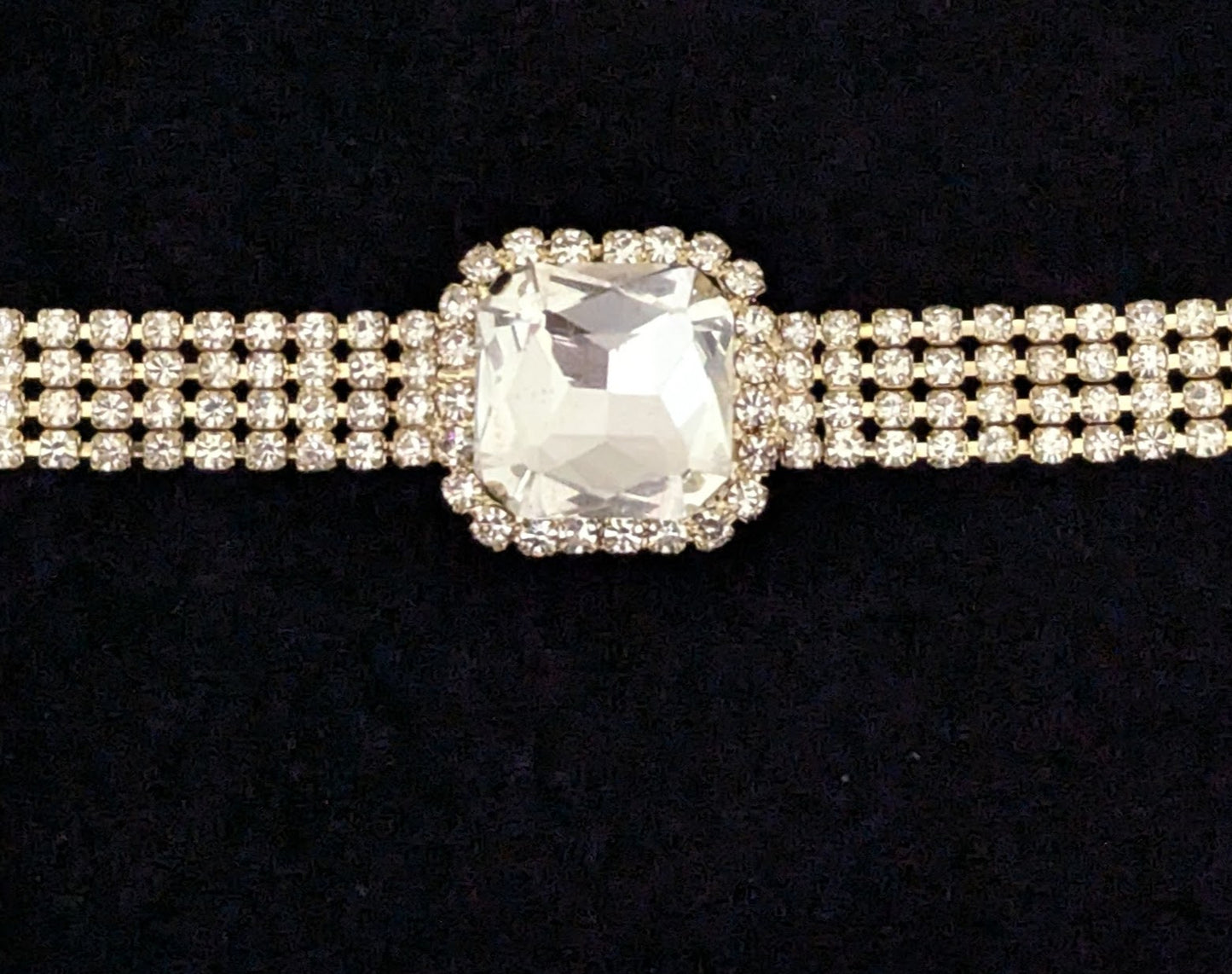 DazzleLuxe Rhinestone Choker
