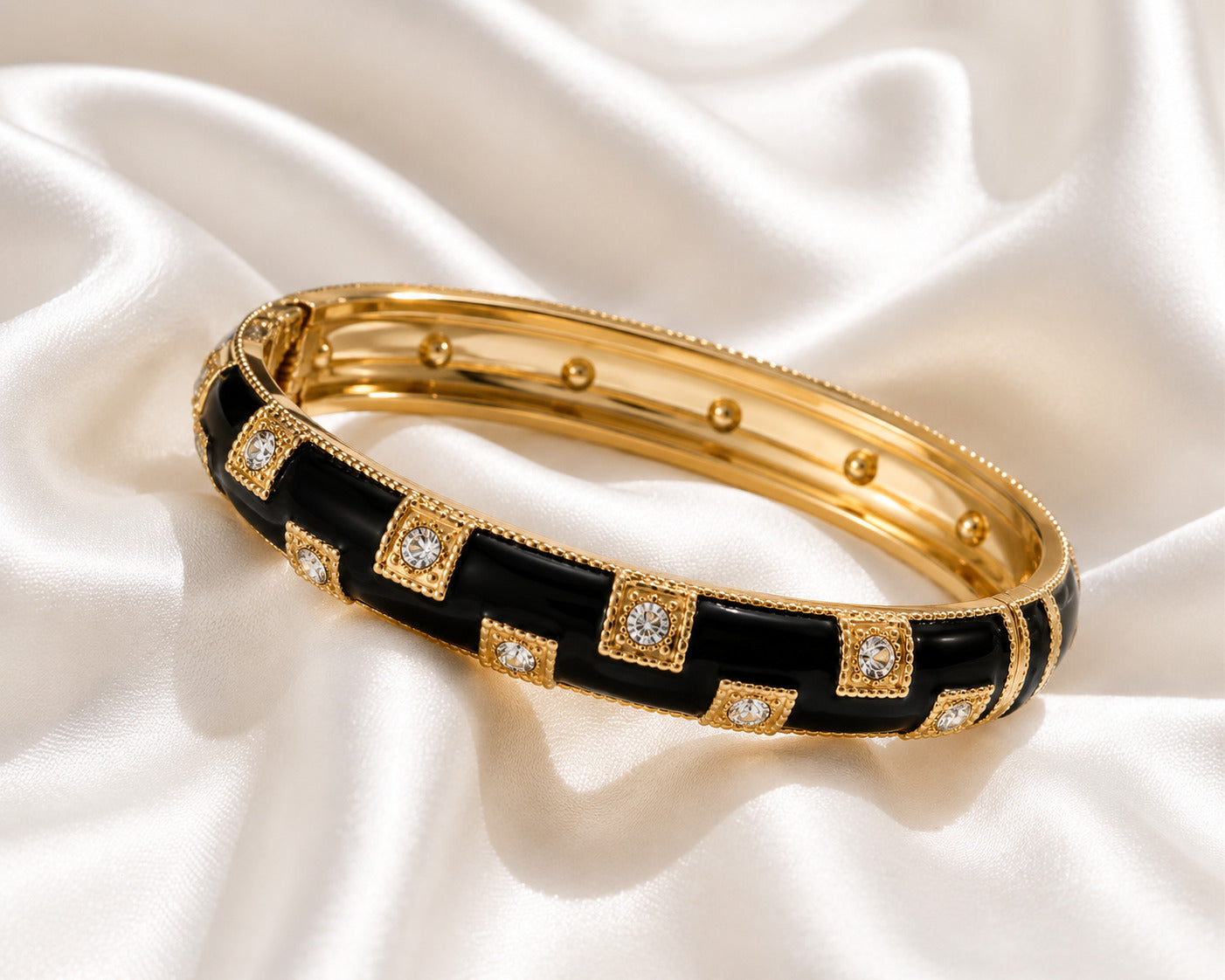 Onyx Royale Bangle