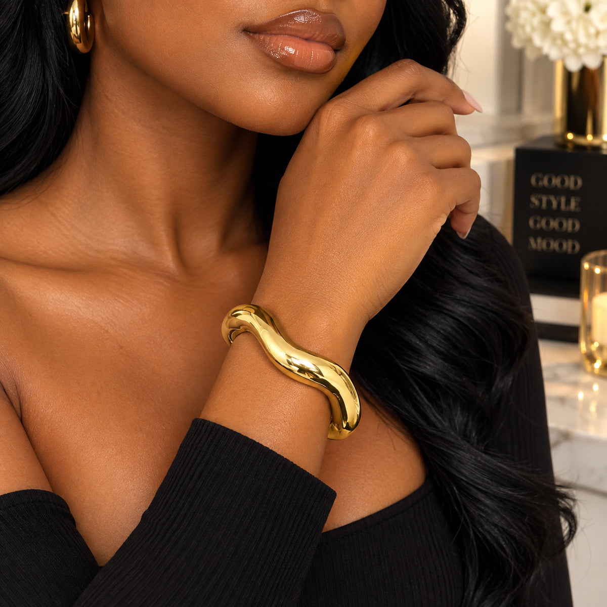 Luxe Wave Sculpted Cuff Bracelet for Women, Gold and Silver Tone