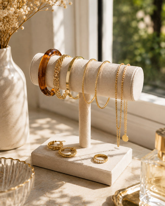 Golden Amber Bracelet Set – 5-Piece Layered Bangle Set