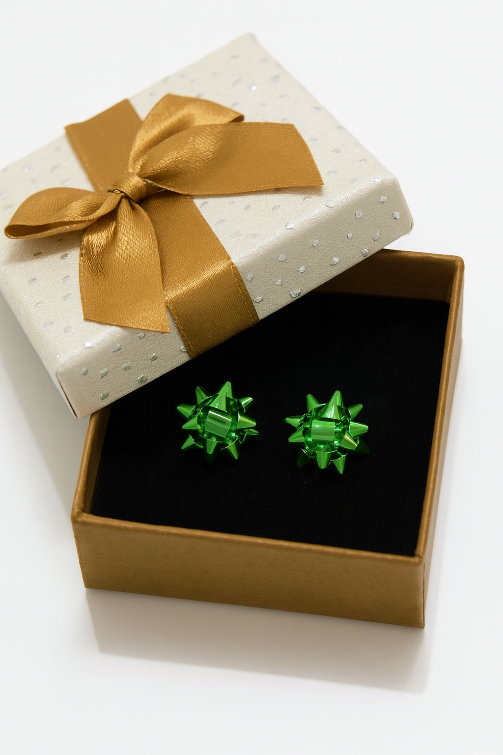 Jolly Bow Charms