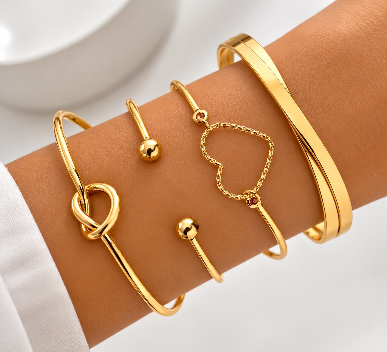 Women’s Gold Tone Stackable Bracelet Set, 4-Piece Fashion Jewelry