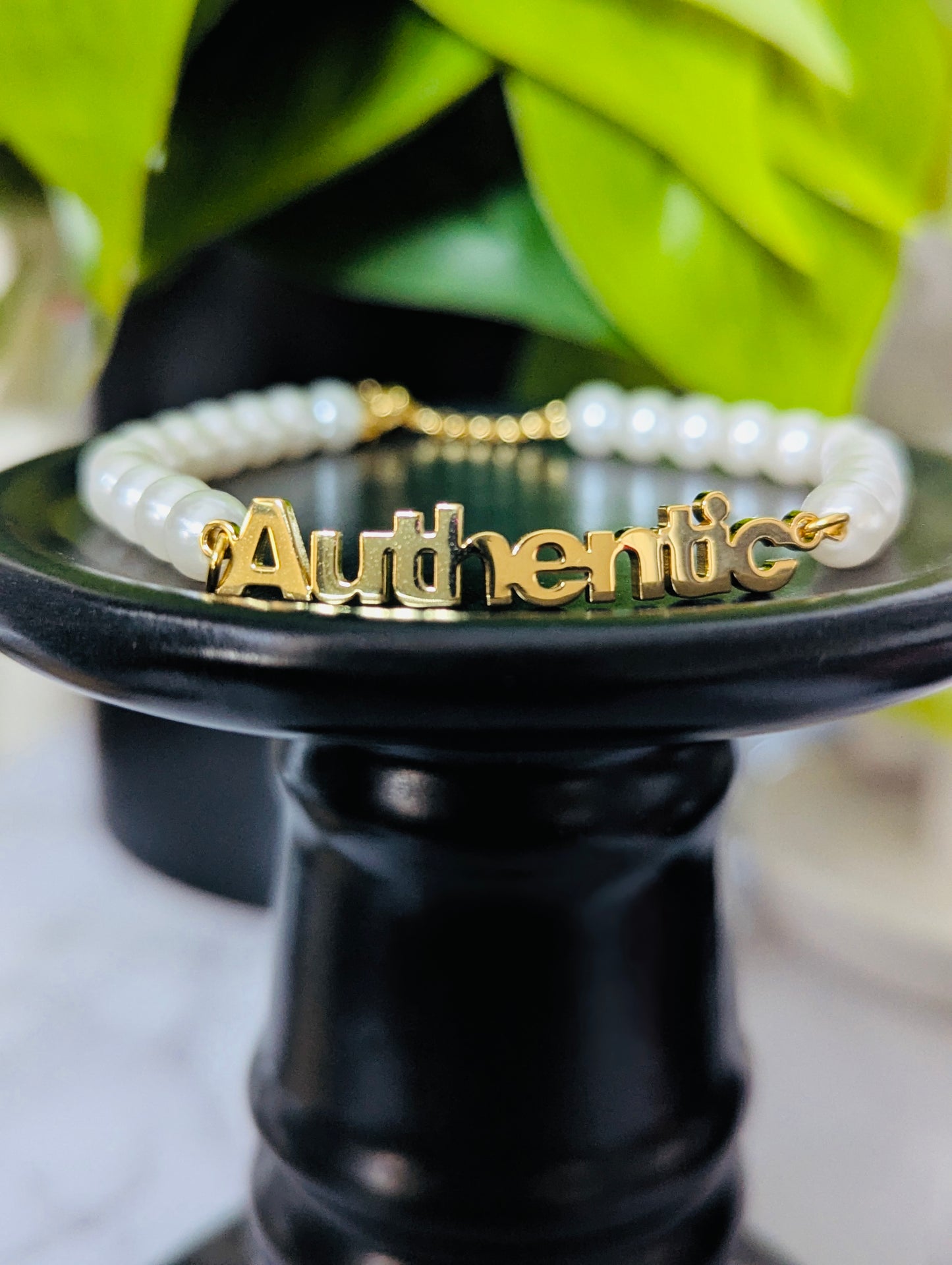 Classic Grace Pearl Name Bracelet