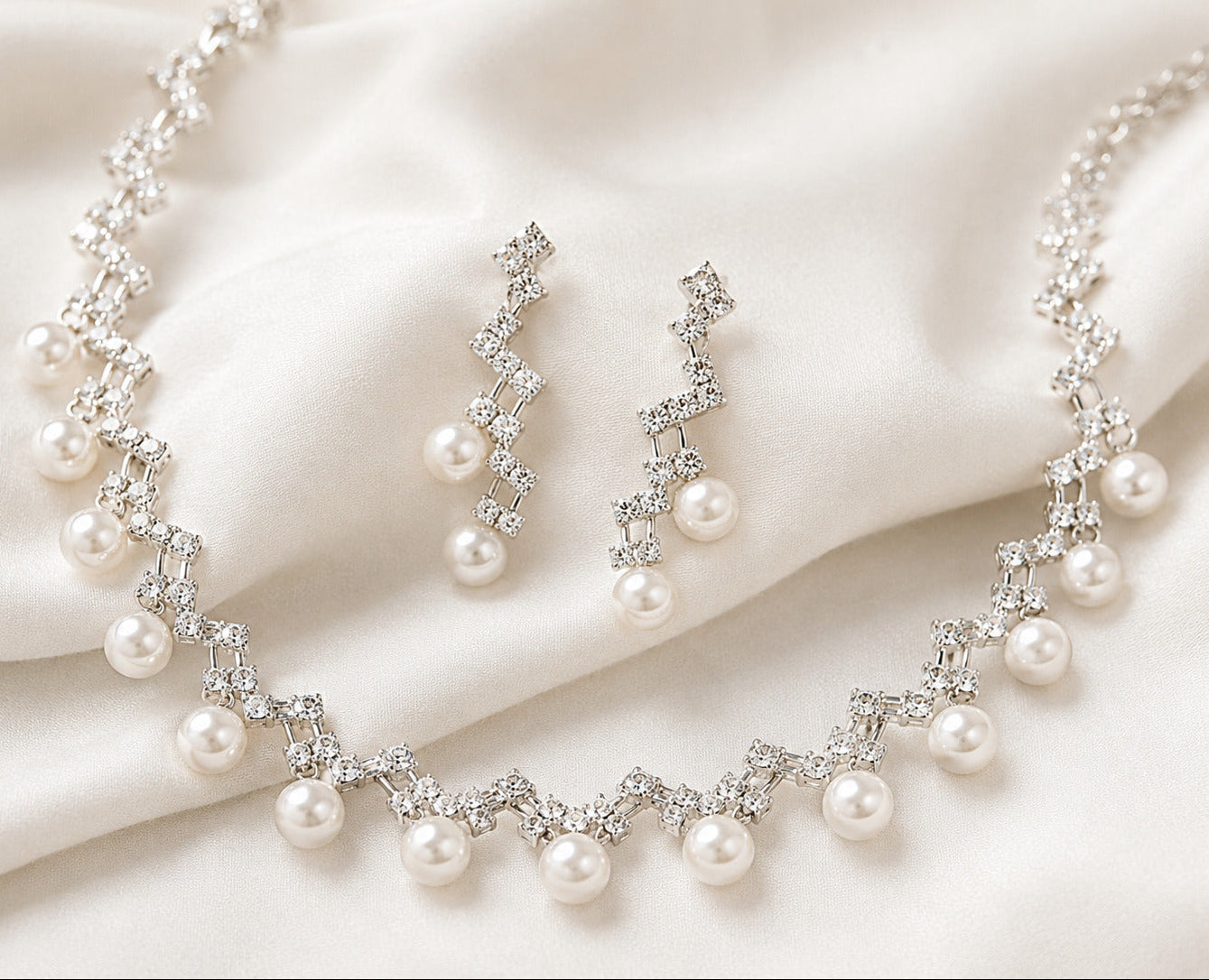 Pearls & Prestige Necklace Set