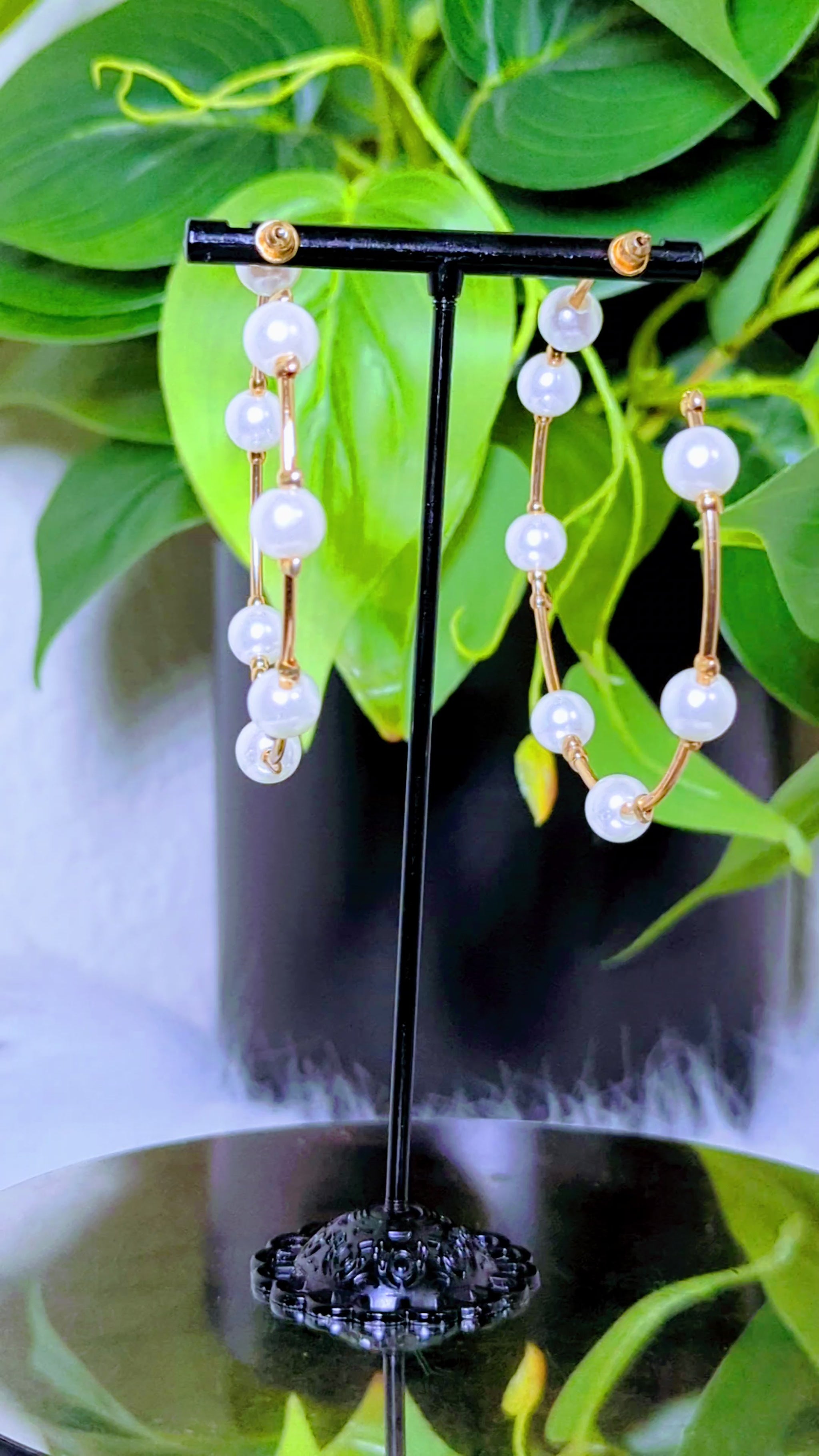 pearl and gold hoop earrings