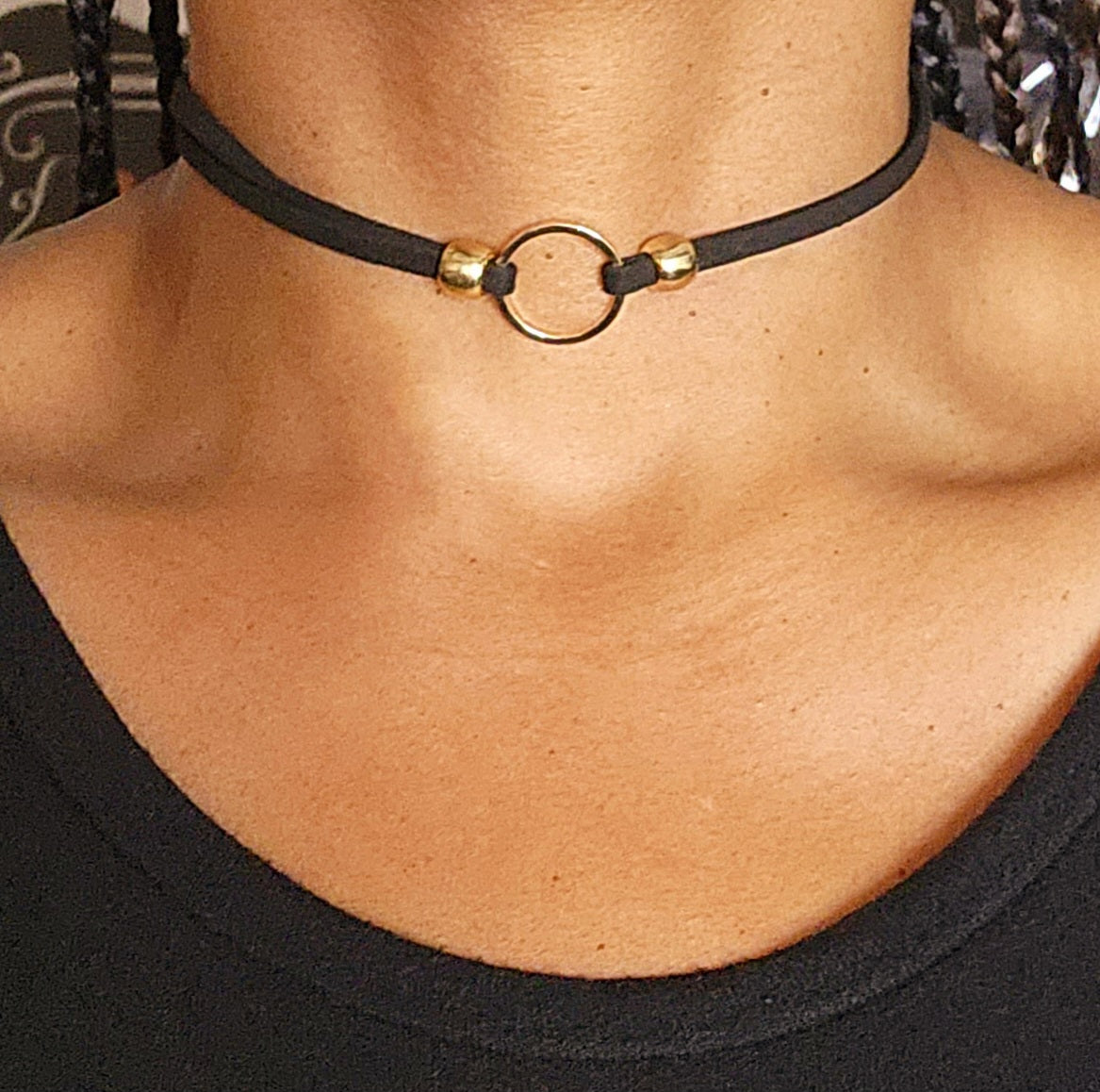 Velvet Circle Stud Choker